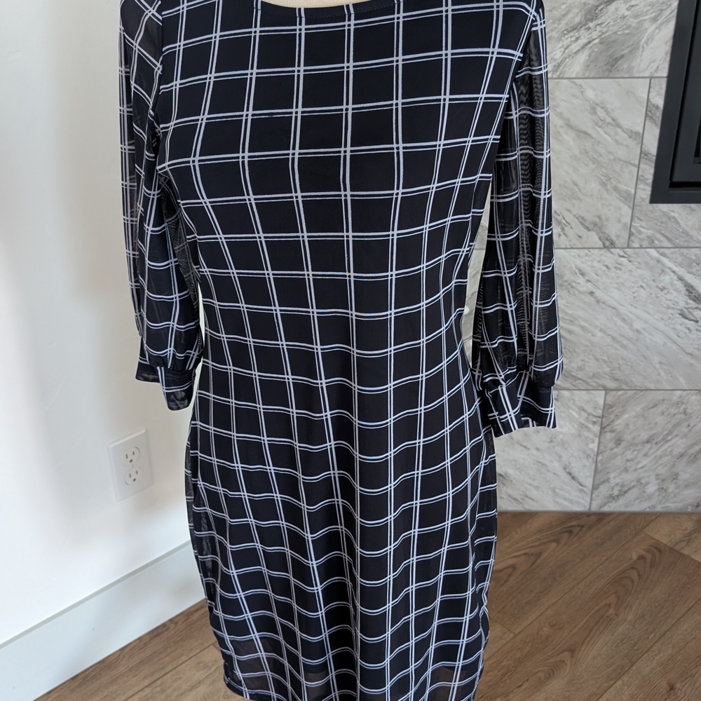 Haani Black and White Windowpane Midi Dress